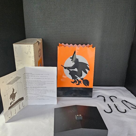 Hallmark Huntington Cackling Witch Luminary Motion Activated Indoor/Outdoor Use - Picture 9 of 9